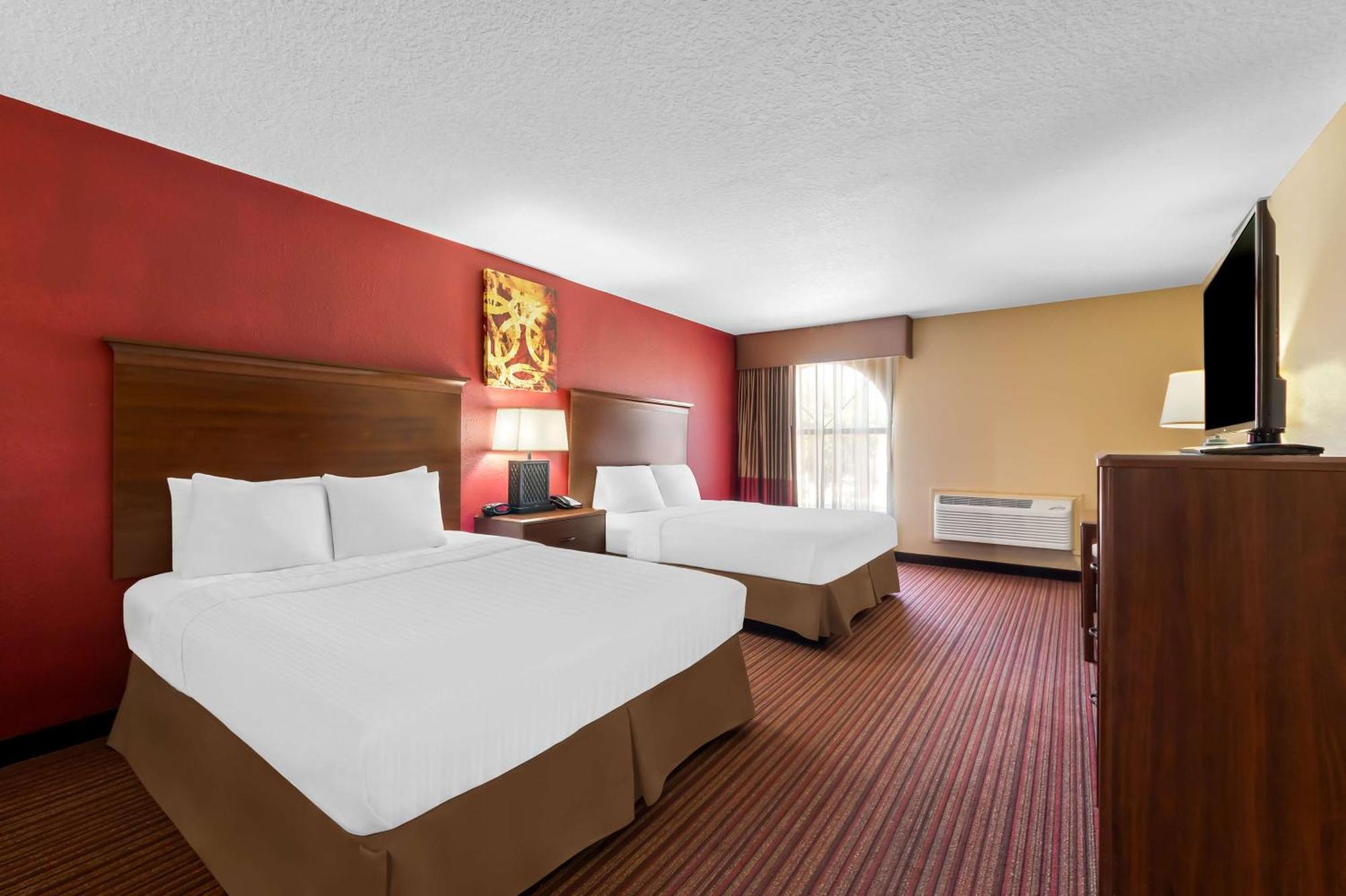 Surestay Plus By Best Western San Antonio Fiesta Inn Екстер'єр фото
